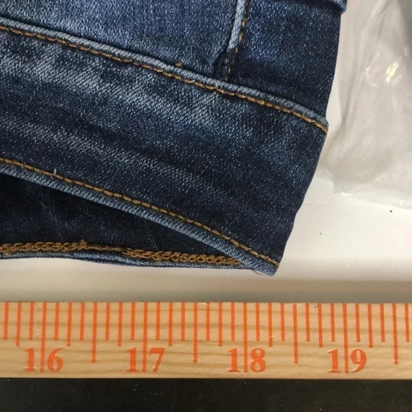 KanCan Skinny Jeans - Picture 11 of 11